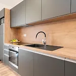 Luxury - La 3 & 4 * Vir