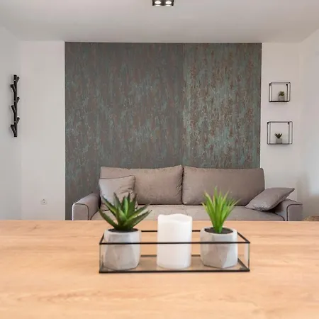 Luxury - La 3 & 4 Vir