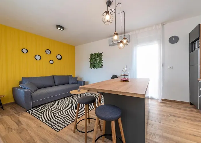 Luxury - La 3 & 4 비르