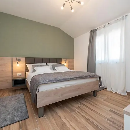 Dom wakacyjny Luxury - La 3 & 4